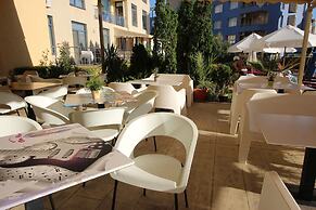 Menada Apartments in Rainbow 1 Complex
