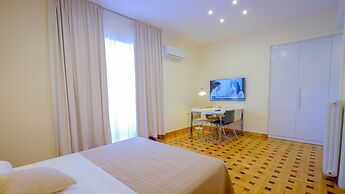 Olala Kolonaki Suites