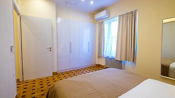Olala Kolonaki Suites