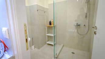 Olala Kolonaki Suites