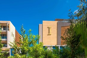 I Resort Beach Hotel & Spa
