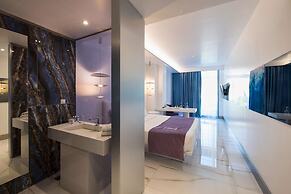 I Resort Beach Hotel & Spa