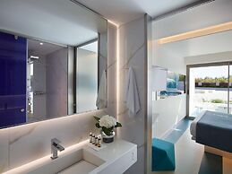 I Resort Beach Hotel & Spa