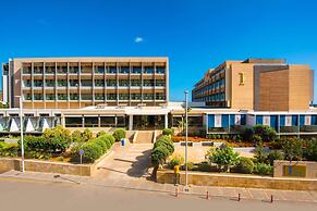 I Resort Beach Hotel & Spa