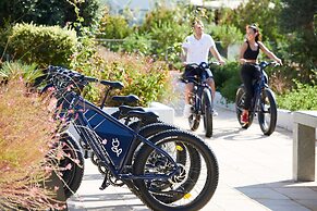 I Resort Beach Hotel & Spa