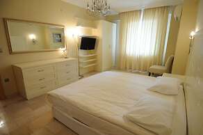 Goldcity Holiday Homes