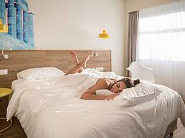 ibis Styles Athens Routes