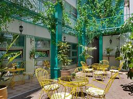 ibis Styles Athens Routes