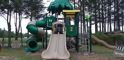 Camping Le Plan d'Eau Saint Charles