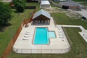 Rio Refuge Rg 105 2 Bedroom Condo by RedAwning