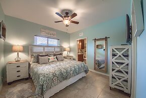 Rio Refuge Rg 105 2 Bedroom Condo by RedAwning