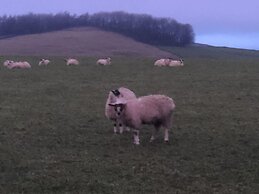 The Jug and Glass Inn
