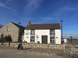 The Jug and Glass Inn
