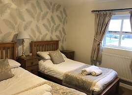 The Jug and Glass Inn