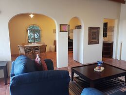 Little Indigo Apartments