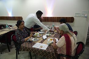 Hotel Avon International