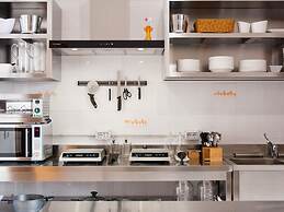 Lobby Collective Hostel