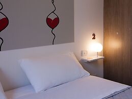 Lobby Collective Hostel