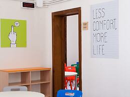 Lobby Collective Hostel