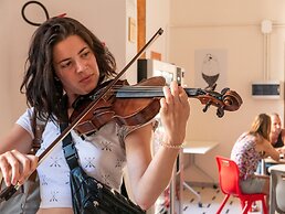 Lobby Collective Hostel