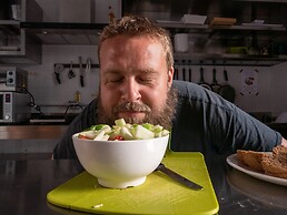 Lobby Collective Hostel