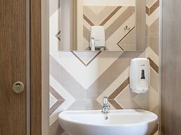 Lobby Collective Hostel