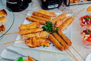 Hotel Hibiscus Blvd Triomphal