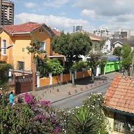 Hostal Volunteer House