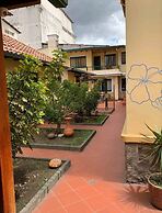 Hostal Volunteer House