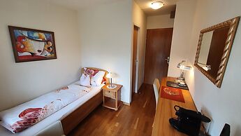 Casa Cristina- Kurpension und Appartements