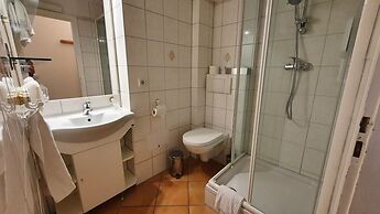 Casa Cristina- Kurpension und Appartements