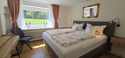 Casa Cristina- Kurpension und Appartements