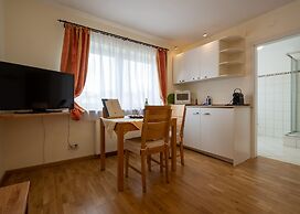 Casa Cristina- Kurpension und Appartements