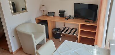 Casa Cristina- Kurpension und Appartements