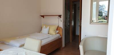 Casa Cristina- Kurpension und Appartements