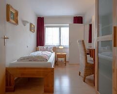 Casa Cristina- Kurpension und Appartements