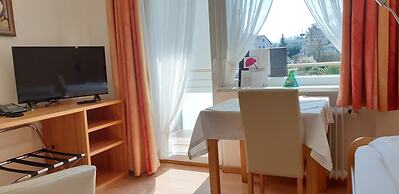 Casa Cristina- Kurpension und Appartements