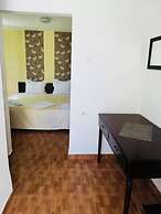 Perla Costinesti - Hostel