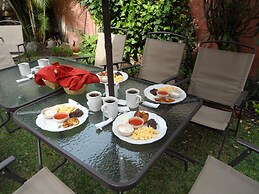 Casa Landivar Hotel