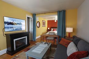 Loudoun Valley Manor