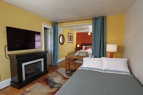 Loudoun Valley Manor