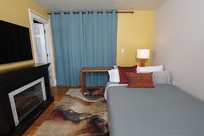 Loudoun Valley Manor