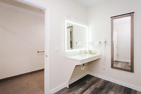 Palace Inn - Louetta