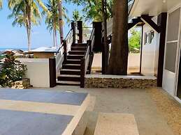 Hotel G Beach Resort and Restobar