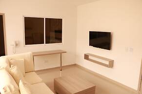 Apartasuites La Flora