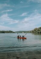 The Hawk's Nest Resort