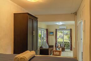 The Hawk's Nest Resort