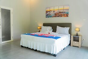 The Hawk's Nest Resort