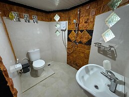 The Hawk's Nest Resort