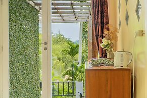 The Hawk's Nest Resort